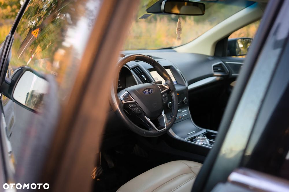 Ford Edge - 5