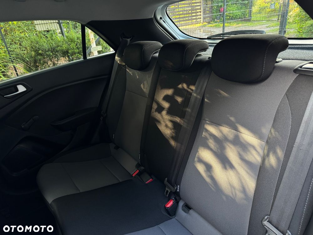 Hyundai i20 1.2 BlueDrive Classic + - 15