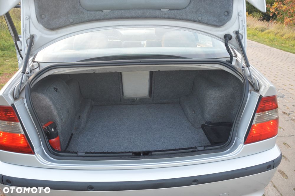 BMW Seria 3 320d - 7