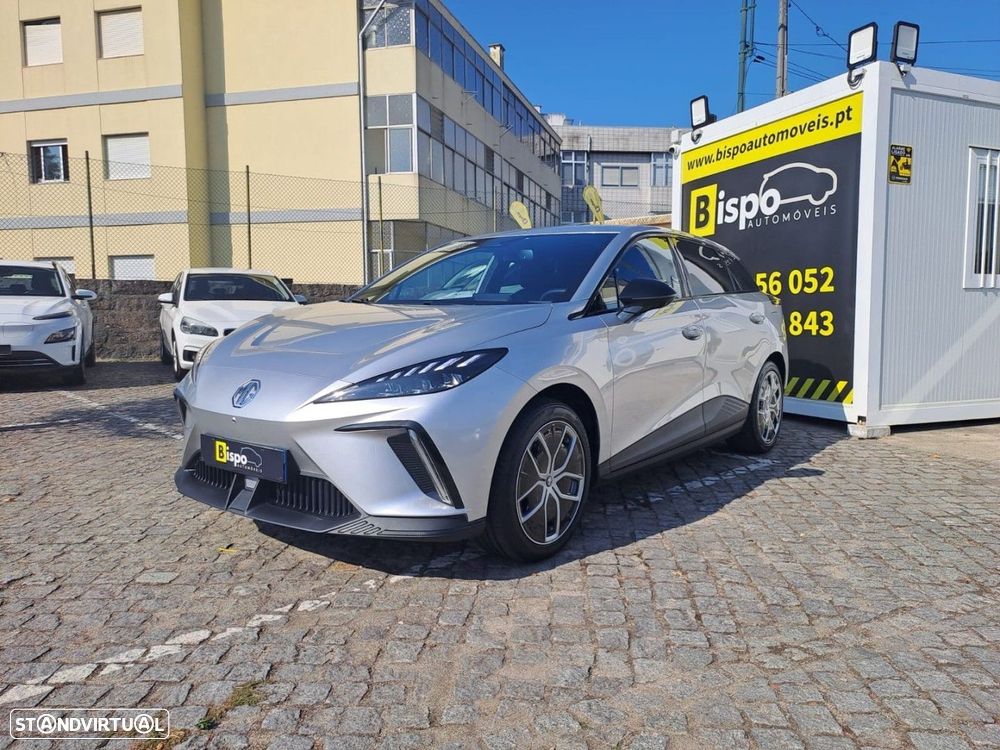 MG MG4 64 kWh Luxury - 3