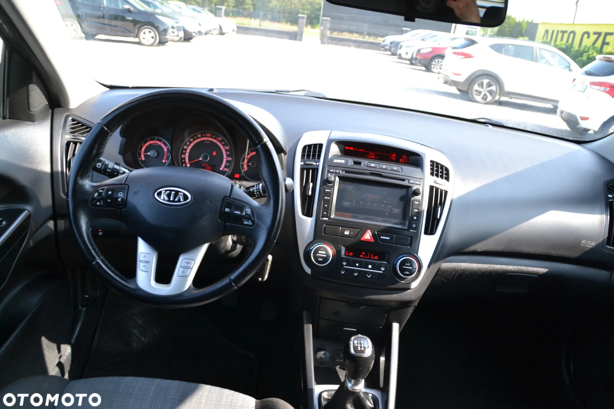 Kia Ceed Cee'd 1.4 L - 26
