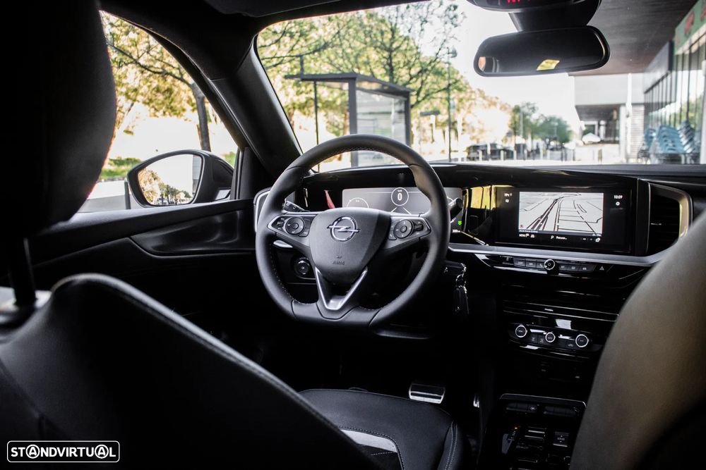 Opel Mokka 1.2 Hybrid GS eDCT - 28