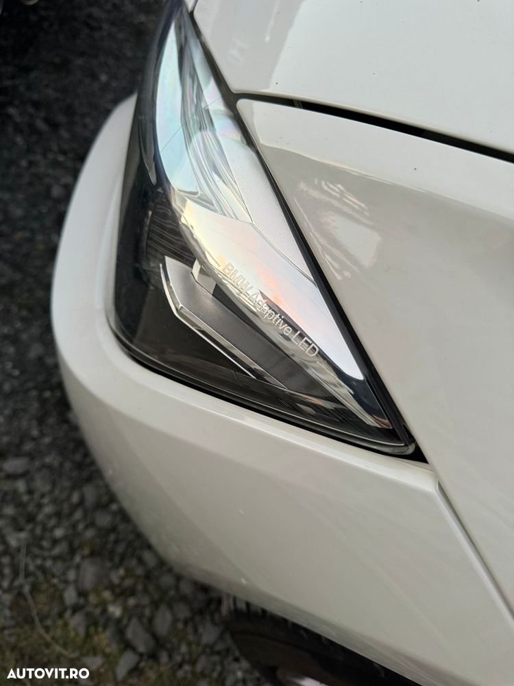 BMW 3 Series 2019 — imagine 8