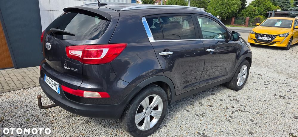 Kia Sportage 2.0 d Tour 2WD - 11