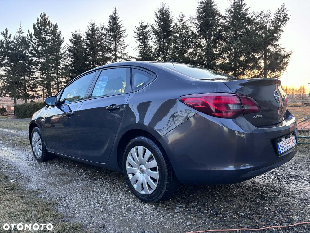 Opel Astra 1.6 Active - 15