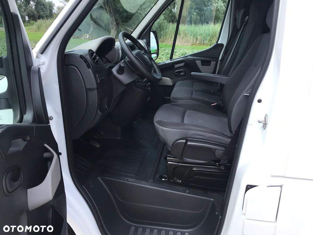 Renault Master - 17