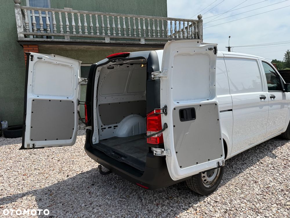 Mercedes-Benz VITO - 11