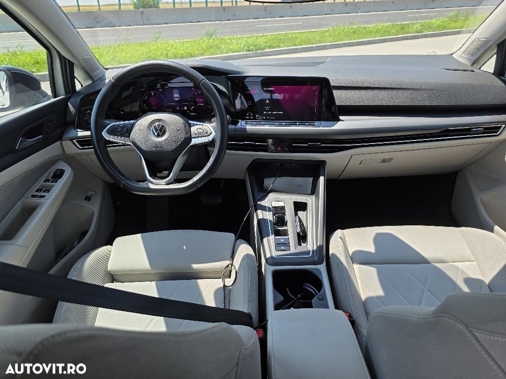 VOLKSWAGEN Golf 2020 — imagine 10