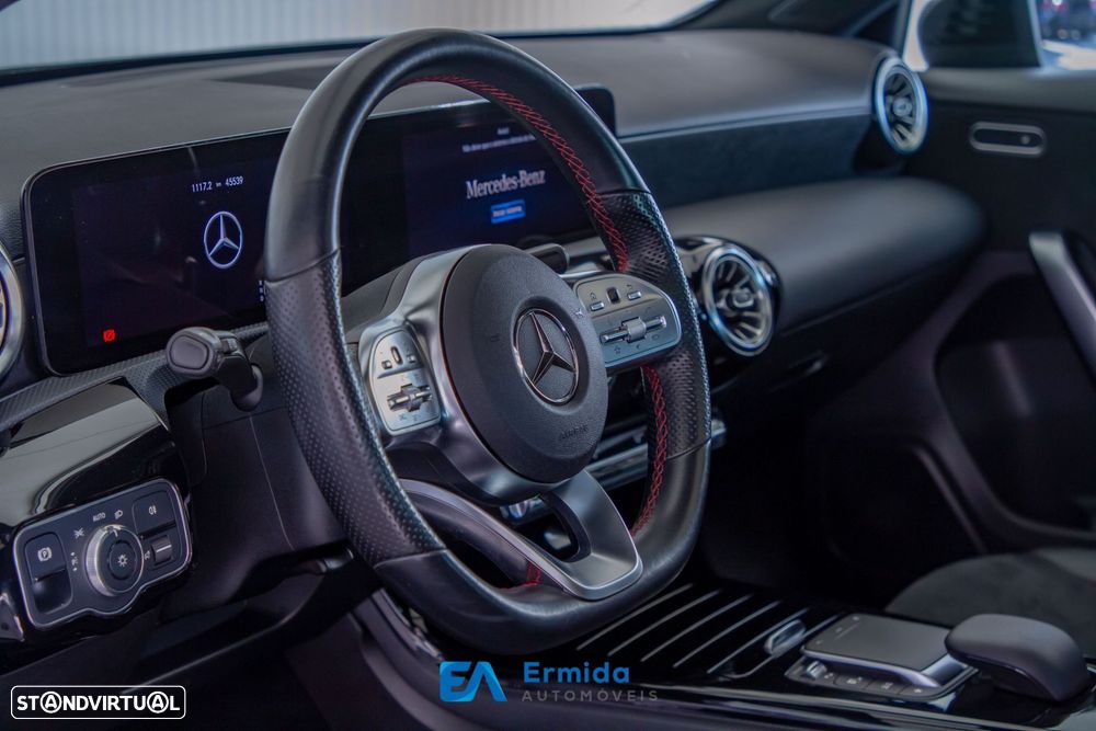 Mercedes-Benz A 250 e 8G-DCT AMG Line - 24