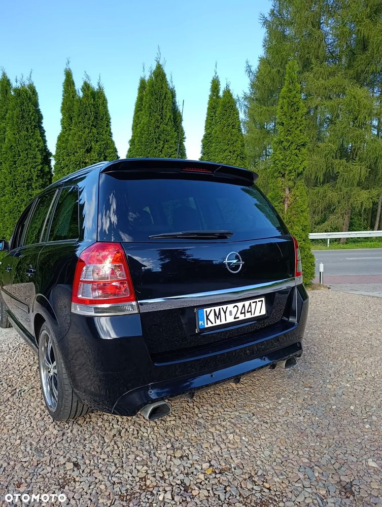 Opel Zafira 2.0 T OPC - 7