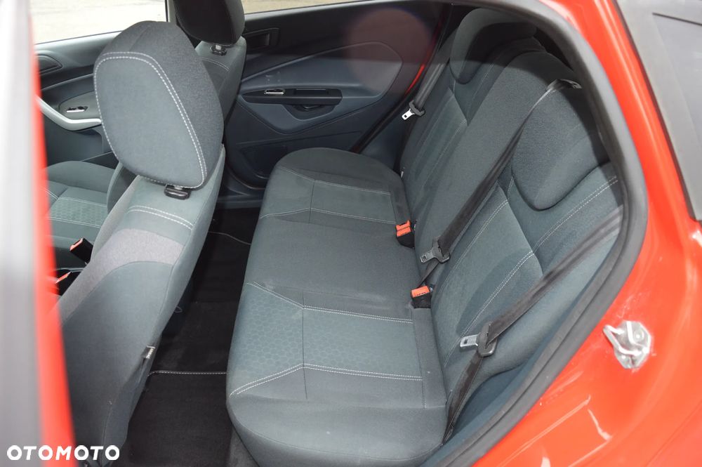 Ford Fiesta - 19