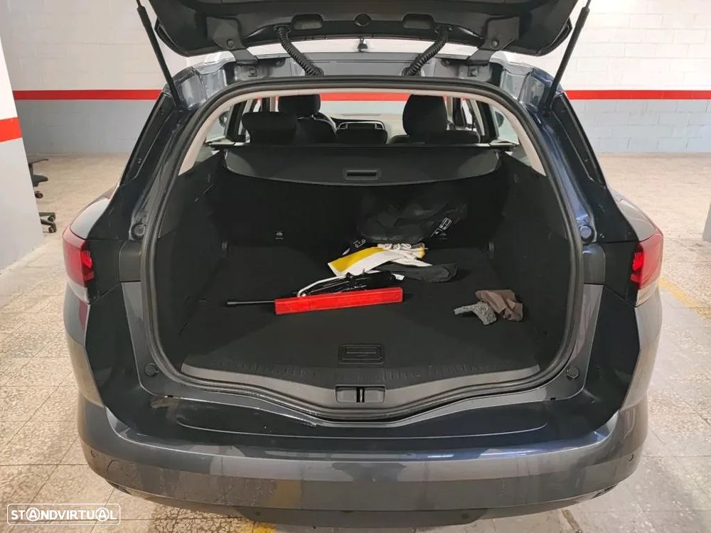 Renault Mégane Sport Tourer 1.5 Blue dCi Equilibre - 11