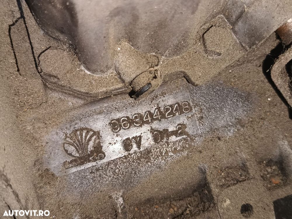 Cutie viteze manuala 5 trepte 1.4 benzina 96344248 Chevrolet Aveo T25 - 6