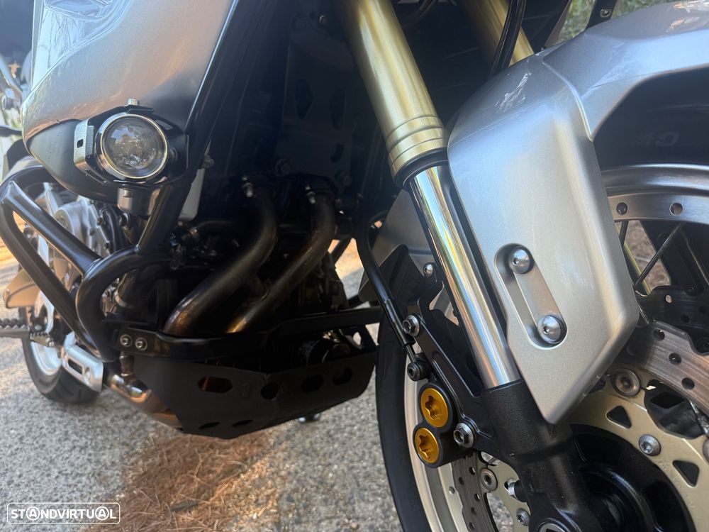 Yamaha XT1200Z Super Tenere First Edition - 6