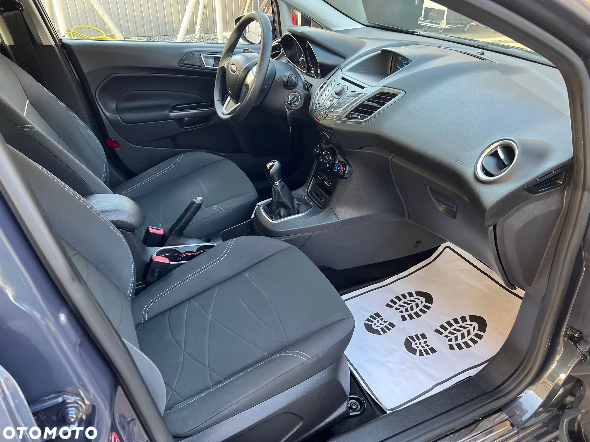 Ford Fiesta 1.25 Ambiente EU5 - 9