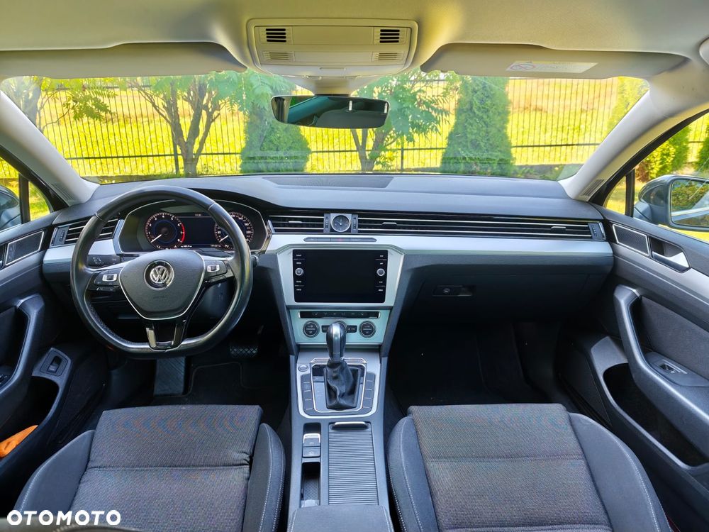 Volkswagen Passat - 7