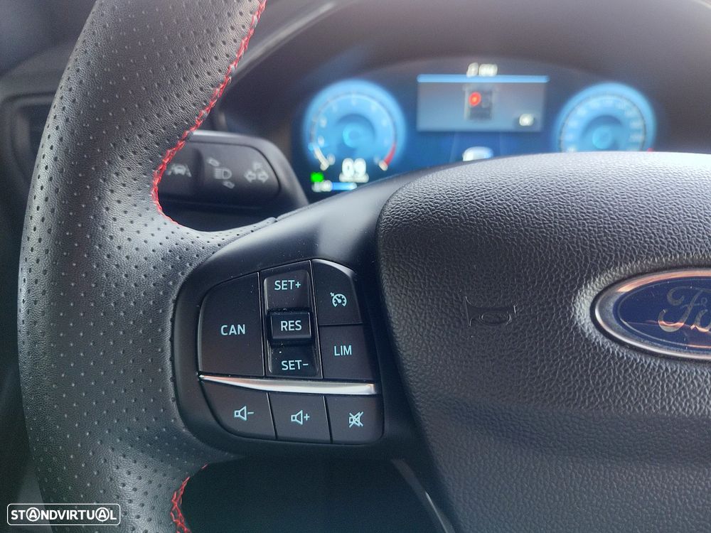 Ford Focus SW 1.0 EcoBoost MHEV ST-Line Aut. - 21