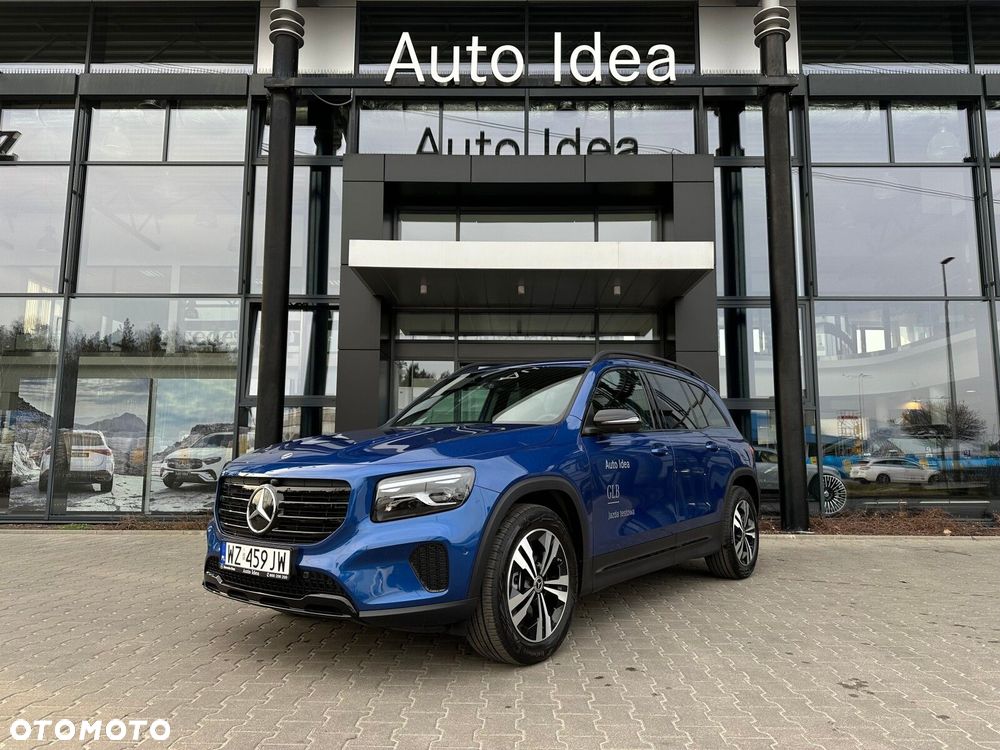 Mercedes-Benz GLB - 1