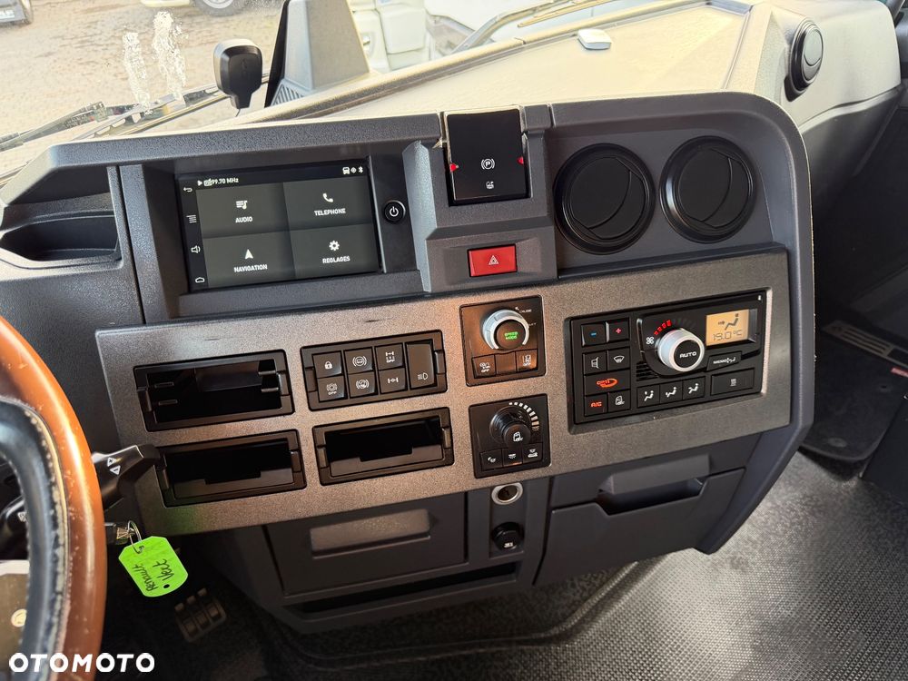 Renault GAMA T 520 EURO 6 // SERWISOWANY // KLIMA POSTOJOWA // ALUFELGI - 12