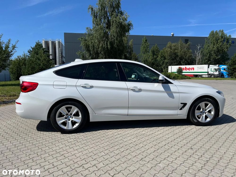 BMW 3GT 318d Sport Line - 21