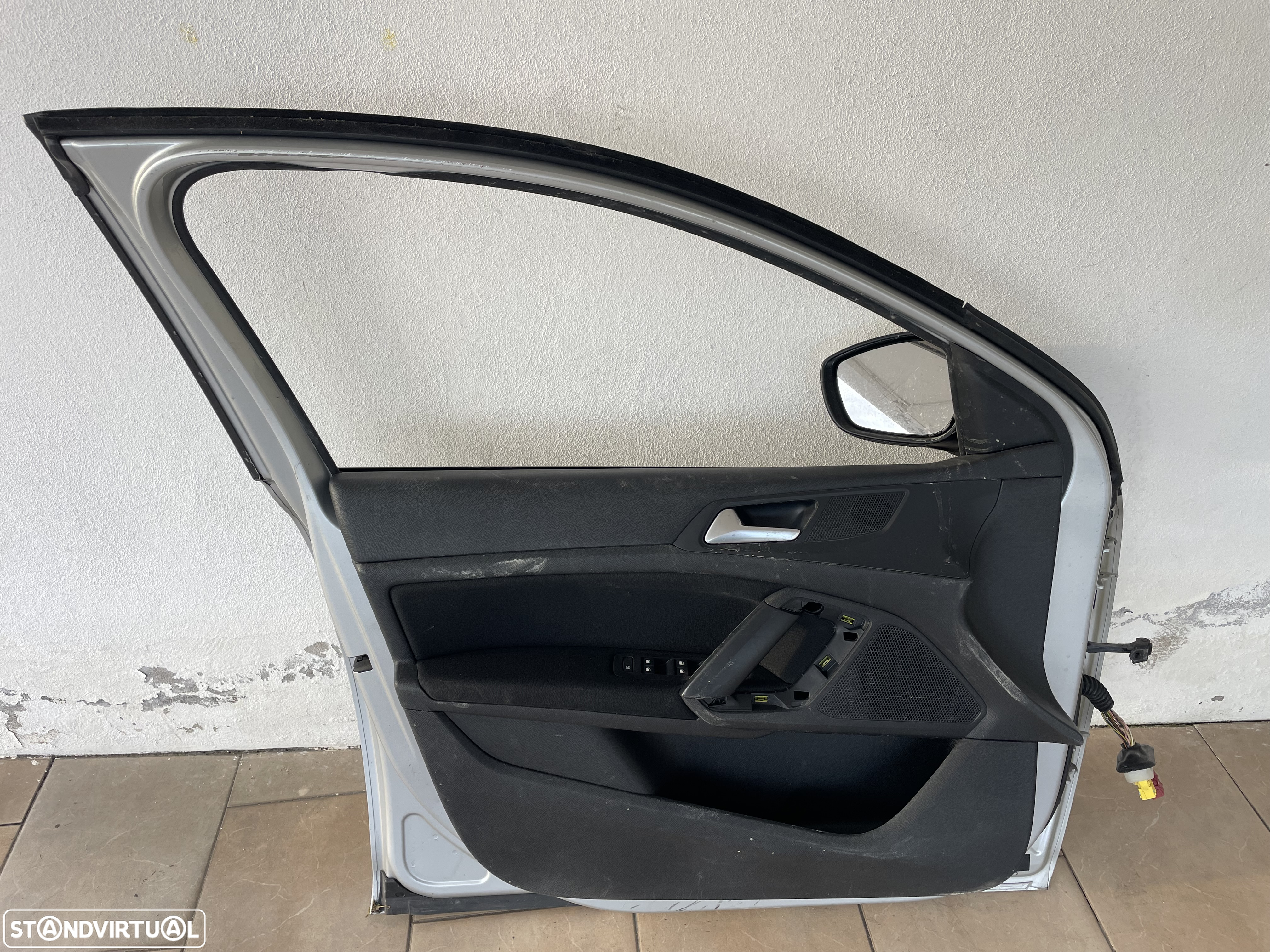 Porta frente esquerda Peugeot 308 - 2