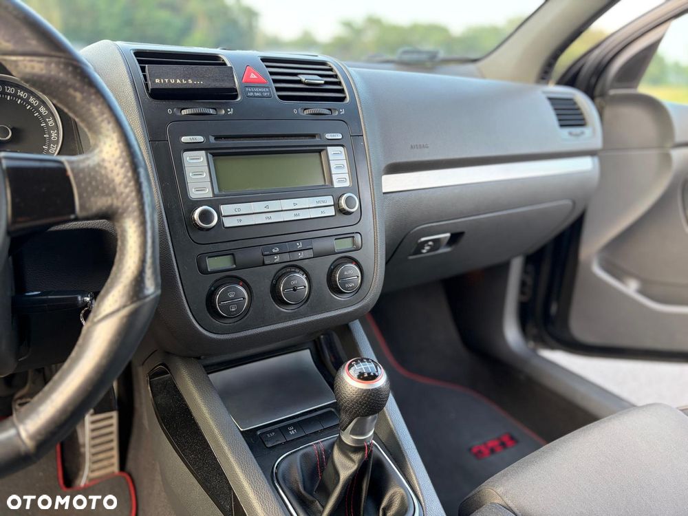 Volkswagen Golf 2.0 GTI - 10