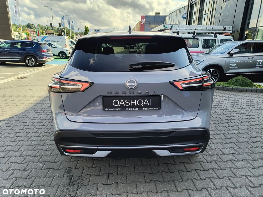 Nissan Qashqai 1.3 DIG-T mHEV 4x4 N-Connecta Xtronic - 5