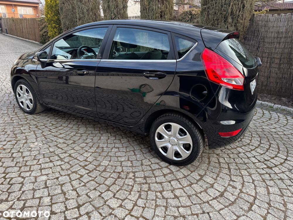 Ford Fiesta 1.25 Champions Edition - 5