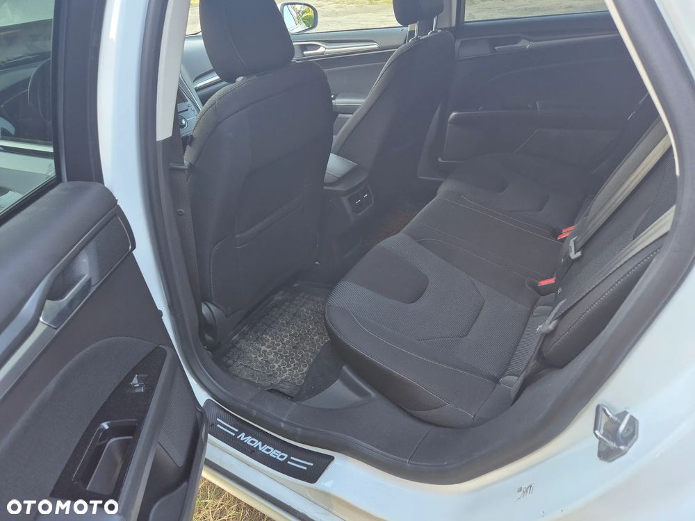 Ford Mondeo 2.0 TDCi Bi-Turbo Titanium PowerShift - 10