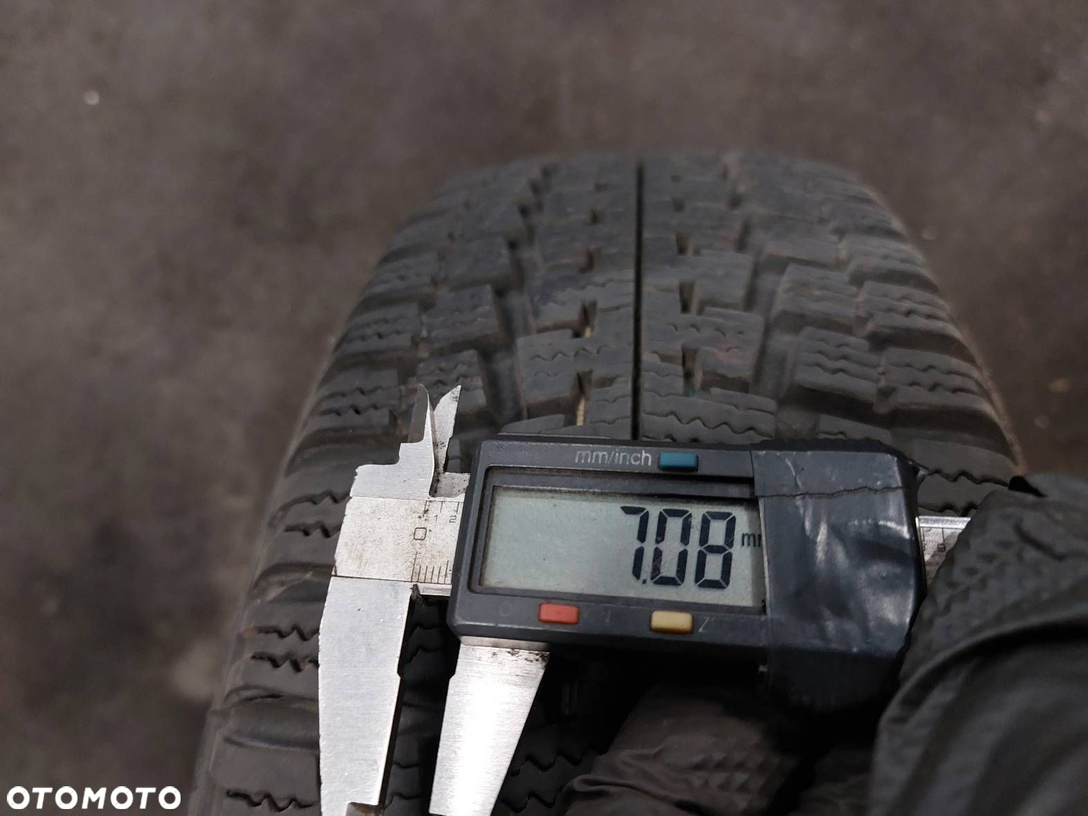 KOŁO FELGA OPONA ZAPAS 4X100 x14 FI54,1 175/60R14 2001R PIRELLI MAZDA - 9