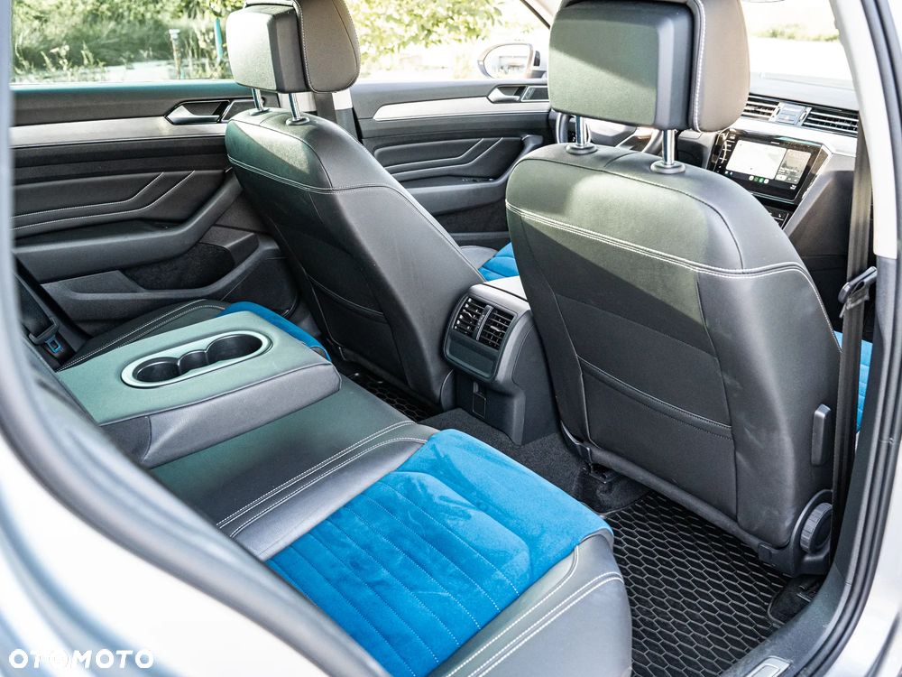 Volkswagen Passat 2.0 TDI EVO Elegance - 23
