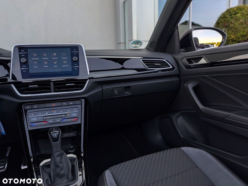 Volkswagen T-Roc - 22