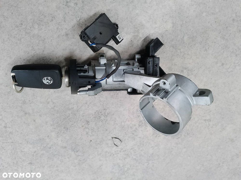 STACYJKA OPEL ASTRA J 20912838 13326419 BOSCH 1.6 16V - 3