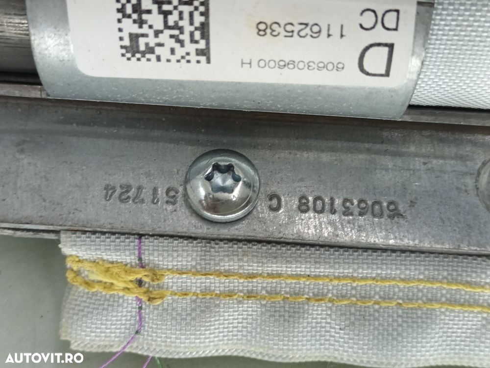 Dezmembrez Airbag cortina dreapta de pe Renault LAGUNA 3 2008-2015 - 4