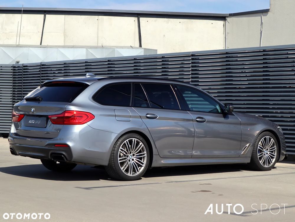 BMW Seria 5 M550d xDrive - 6