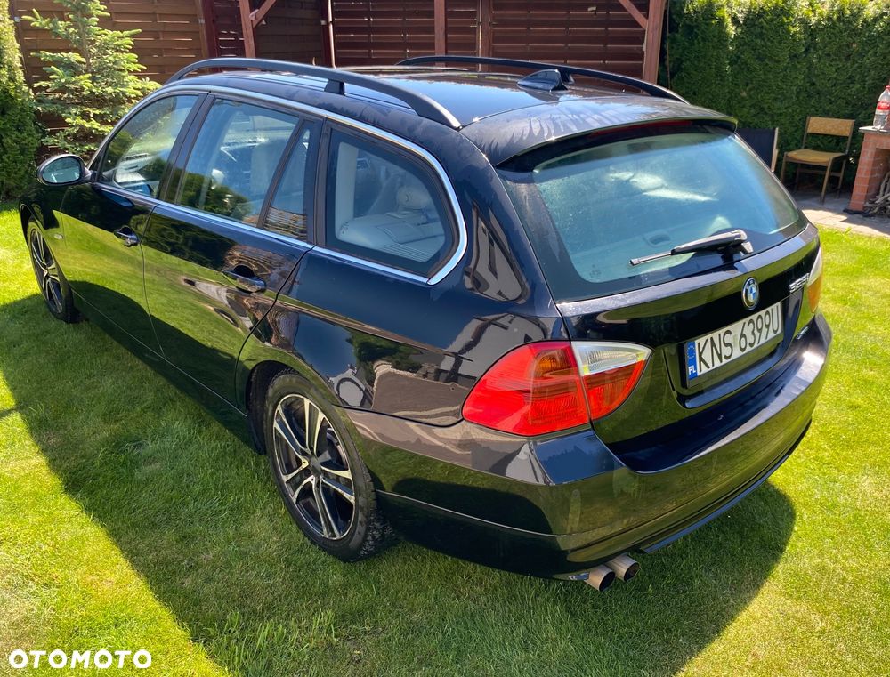 BMW Seria 3 325xi - 3