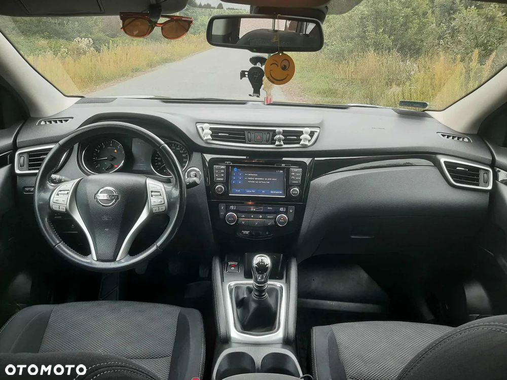 Nissan Qashqai 1.6 DIG-T N-Connecta - 8