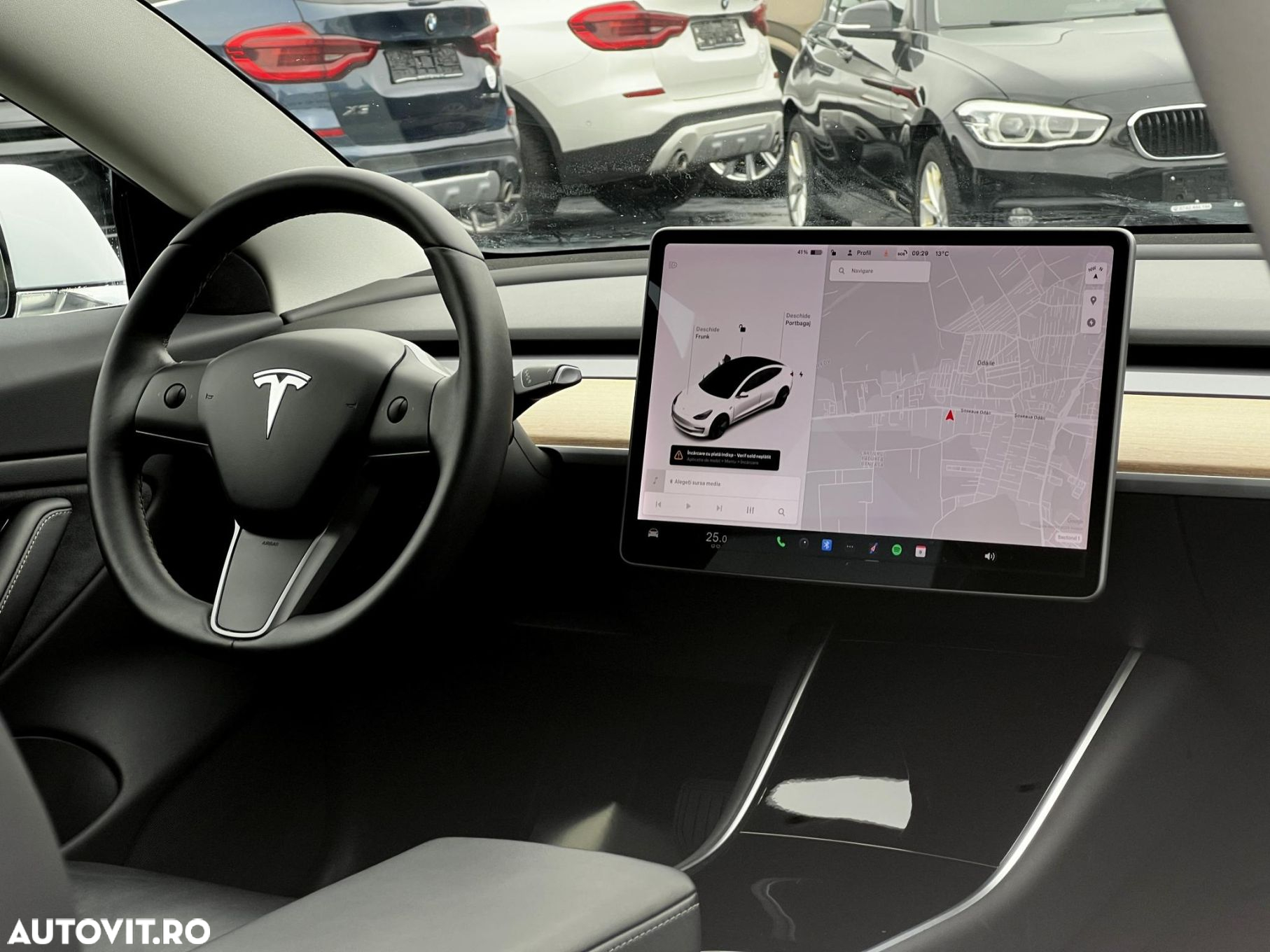 Tesla Model 3 - 8