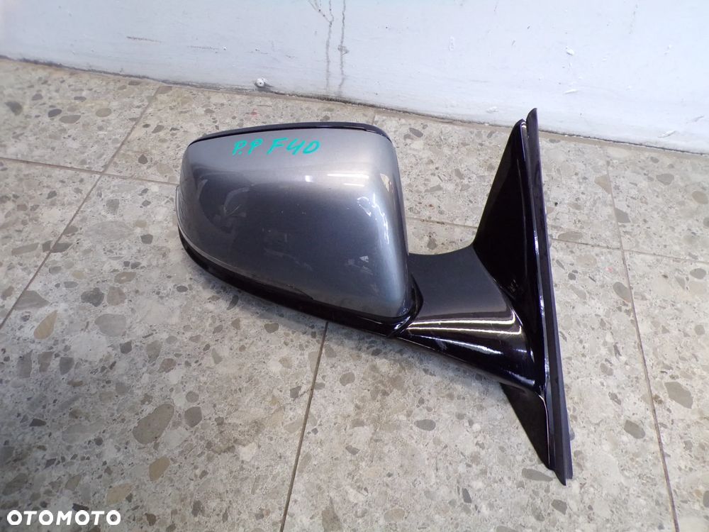 LUSTERKO PRAWE BMW F40 6 PIN