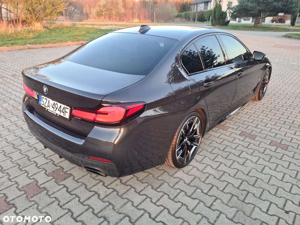 BMW Seria 5 530d xDrive mHEV M Sport sport - 12