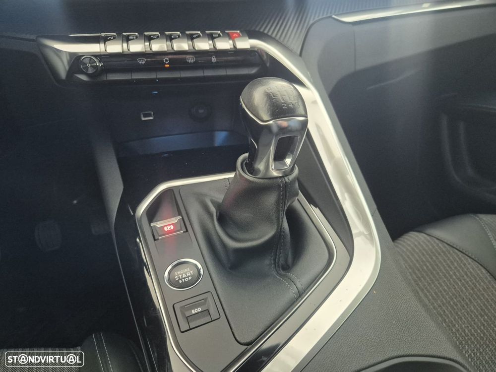 Peugeot 3008 1.5 BlueHDi Allure Pack - 18