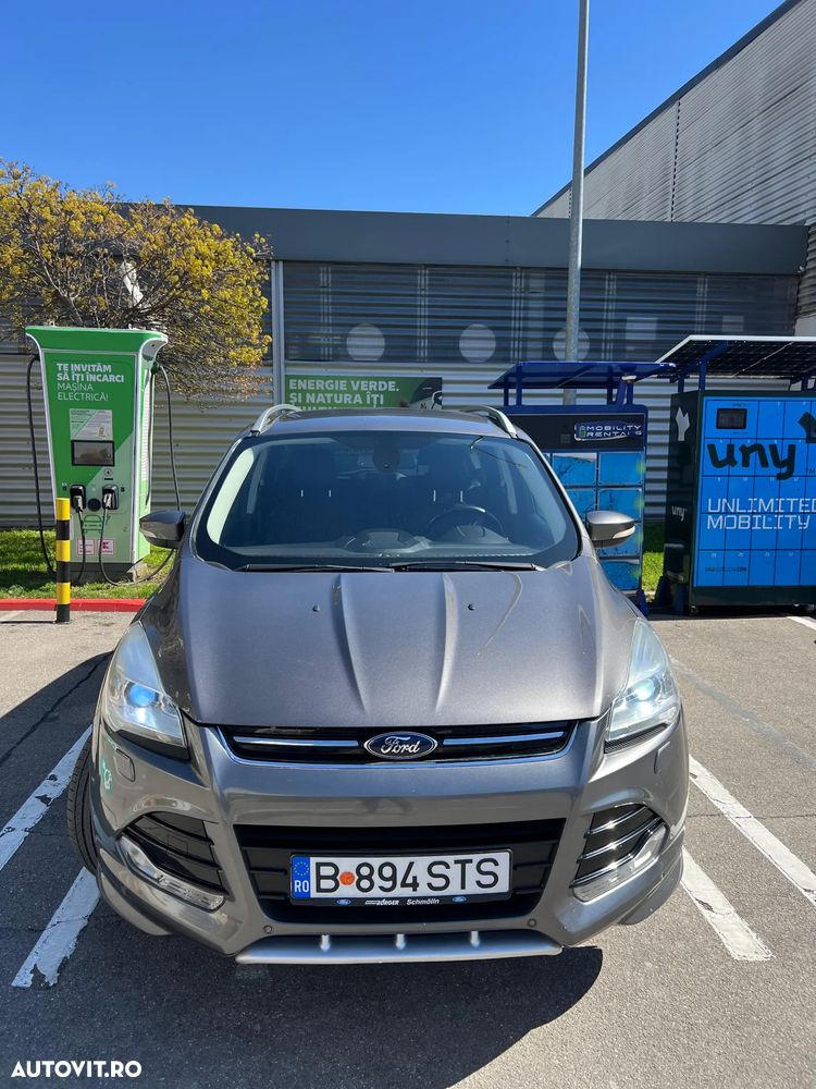 Ford Kuga 2.0 TDCi Powershift 4WD Titanium - 1