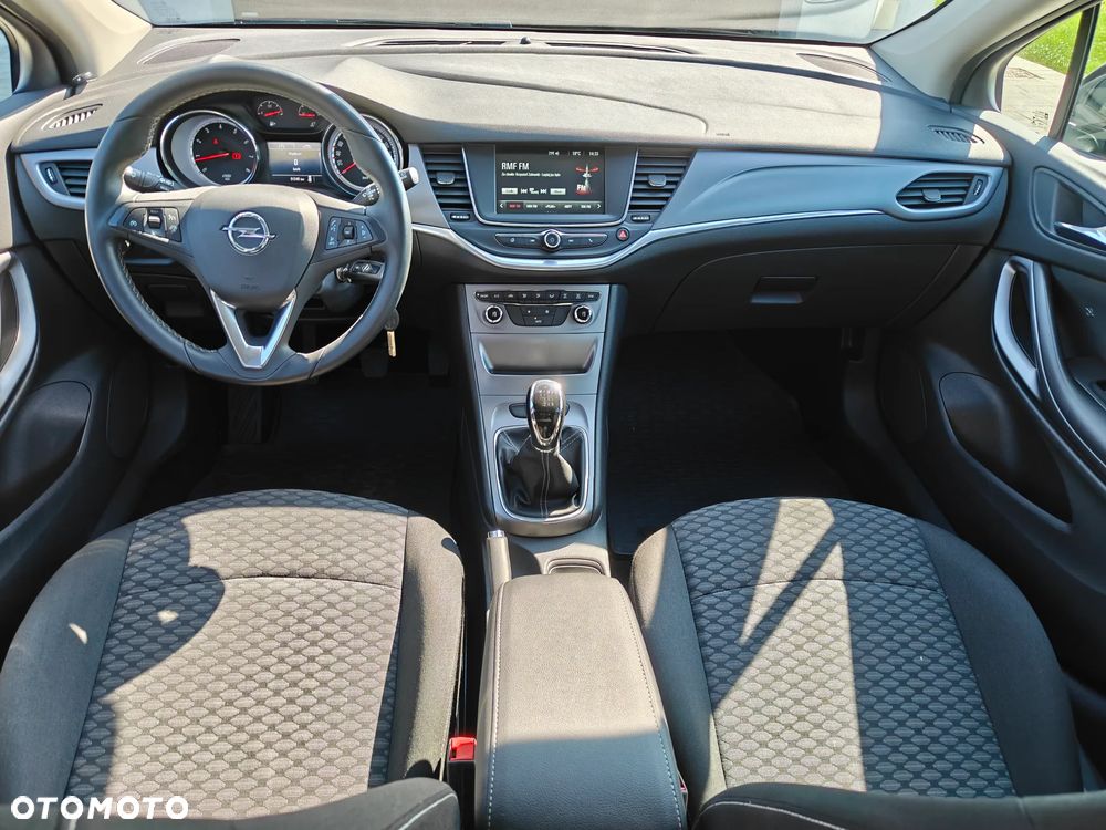 Opel Astra 1.4 T Enjoy - 9