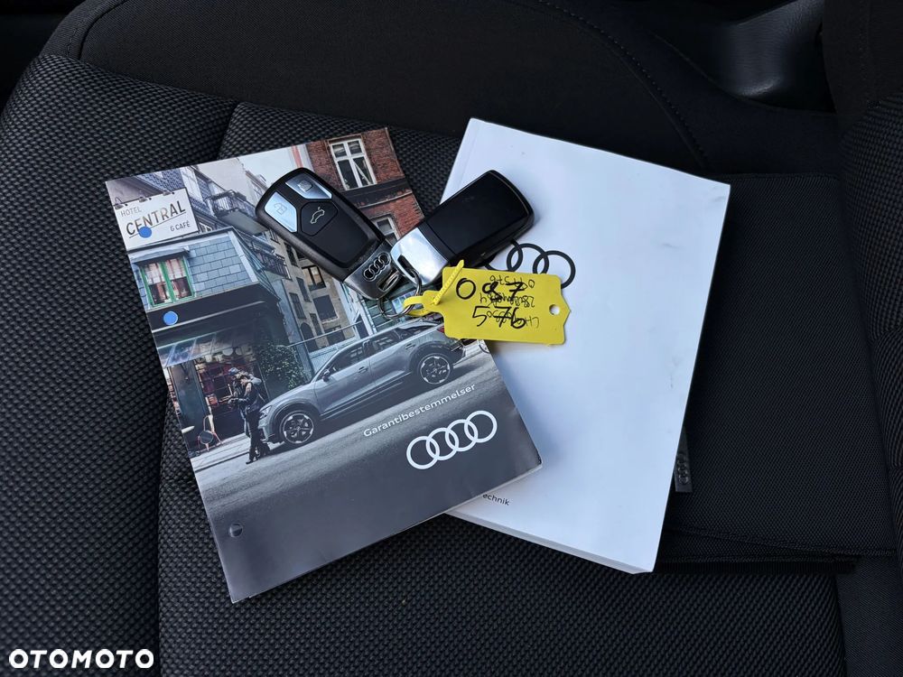 Audi A4 Limousine 2.0 TFSI ultra S tronic design - 37