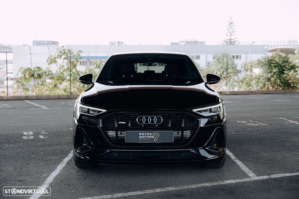 Audi e-tron 55 quattro S line - 9