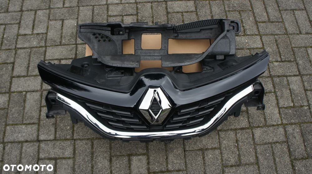 PRZEDNI ZDERZAK GRILL RENAULT CAPTUR II - 11