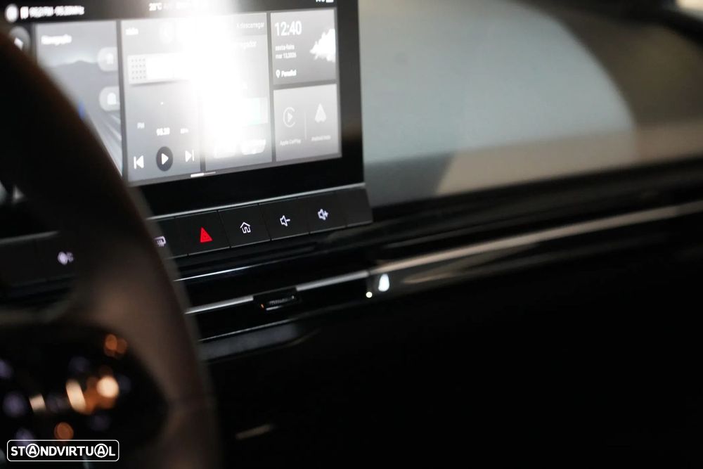 MG MG4 64 kWh Luxury - 19