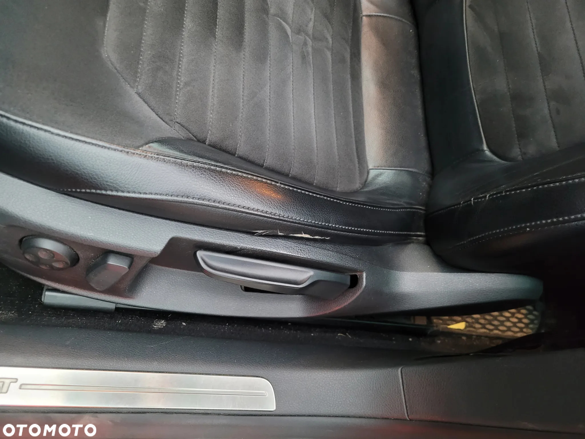 Volkswagen Passat 2.0 TDI DPF Comfortline - 16