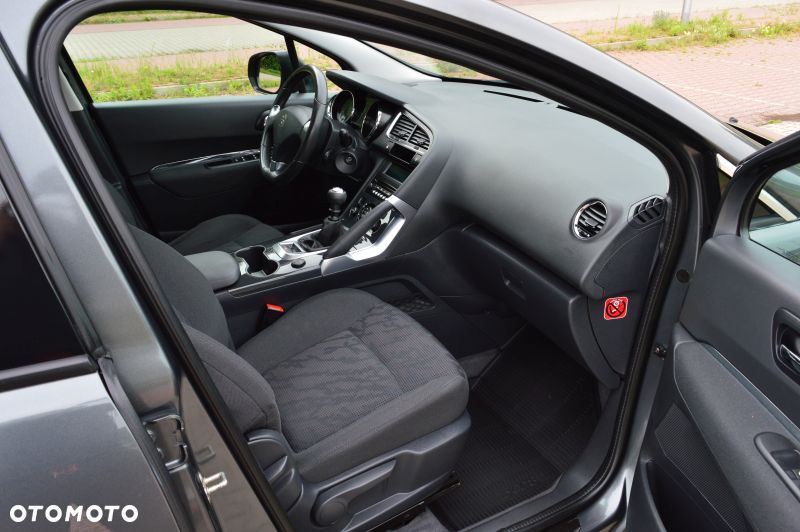 Peugeot 3008 - 23