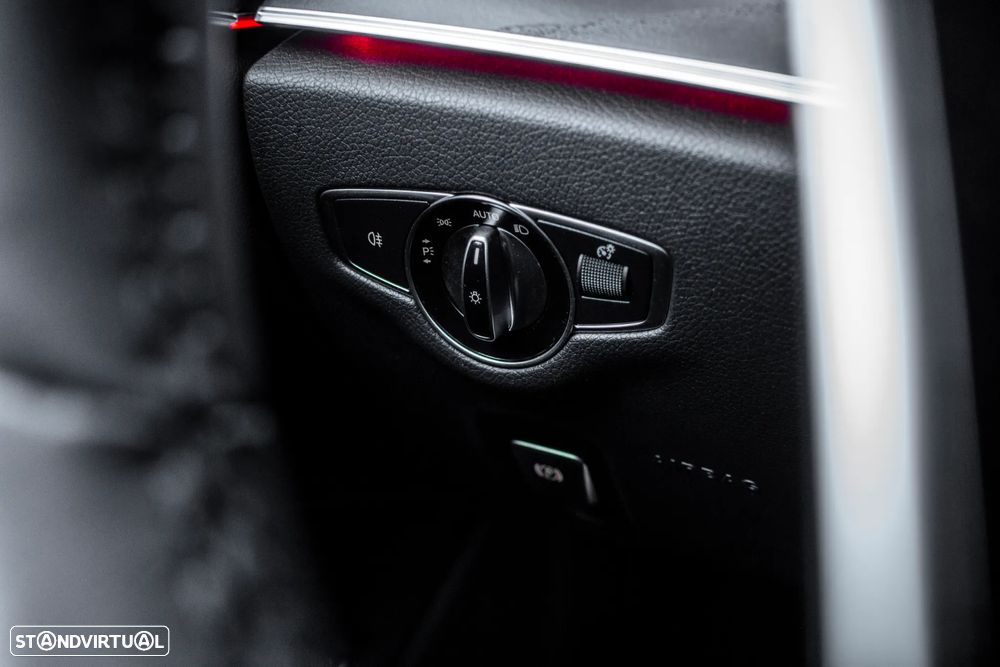 Mercedes-Benz E 300 de Avantgarde - 22